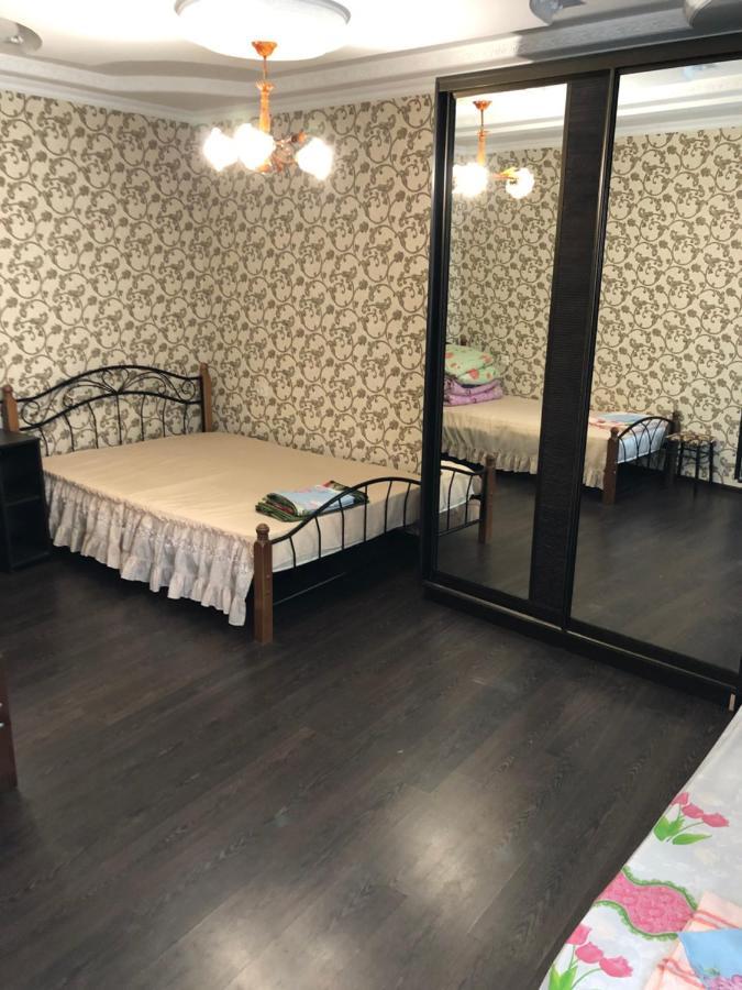 Nina Mini Hotel Gagra Esterno foto
