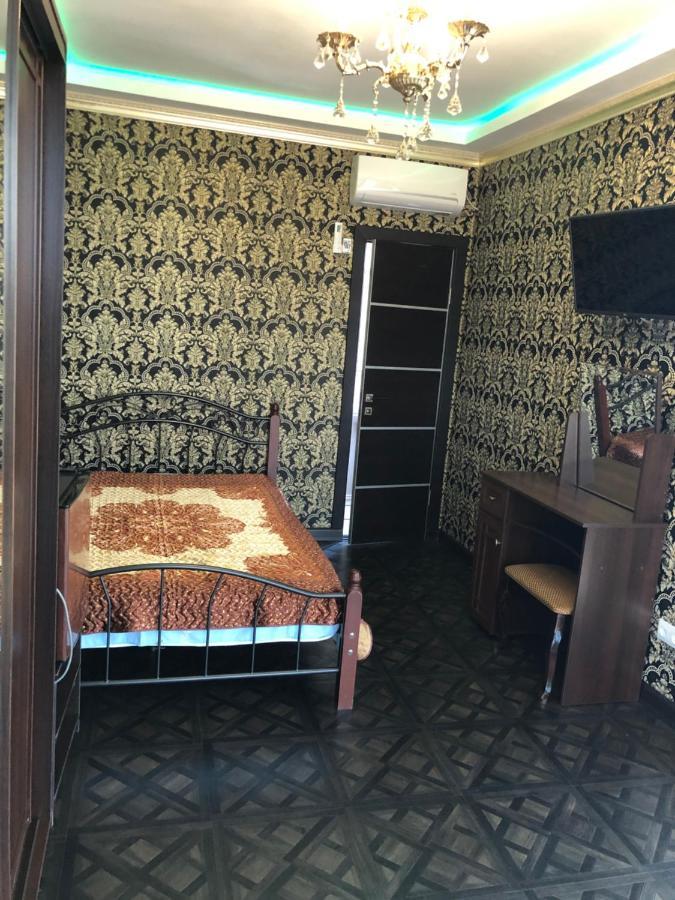 Nina Mini Hotel Gagra Esterno foto